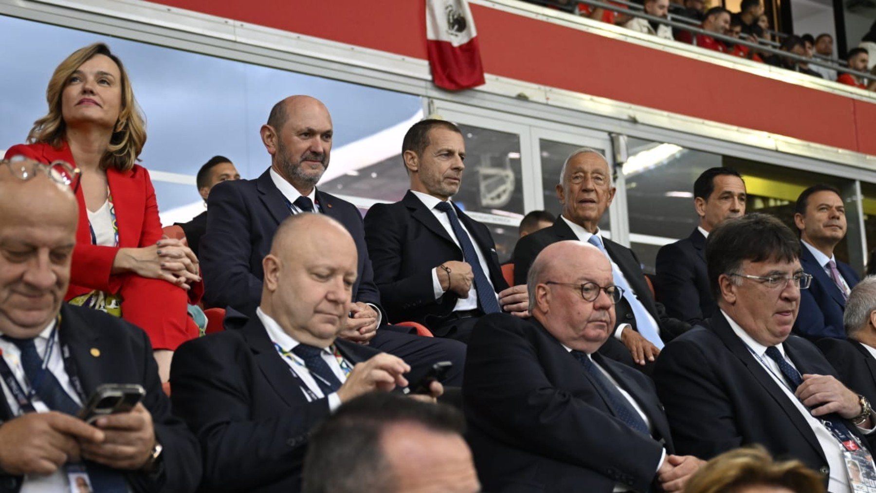 Palco de autoridades en Múnich. (RFEF)