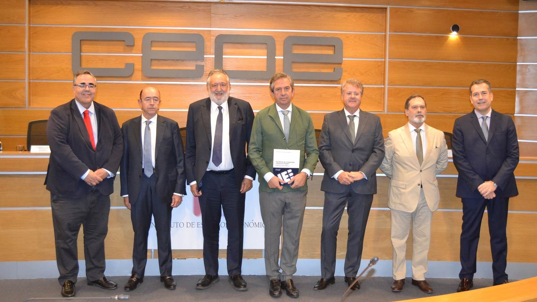 Presentación de la revista del IEE “El problema de la litigiosidad tributaria en España.