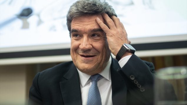El gobernador del Banco de España, José Luis Escrivá en el Congreso este lunes. (Europa Press)