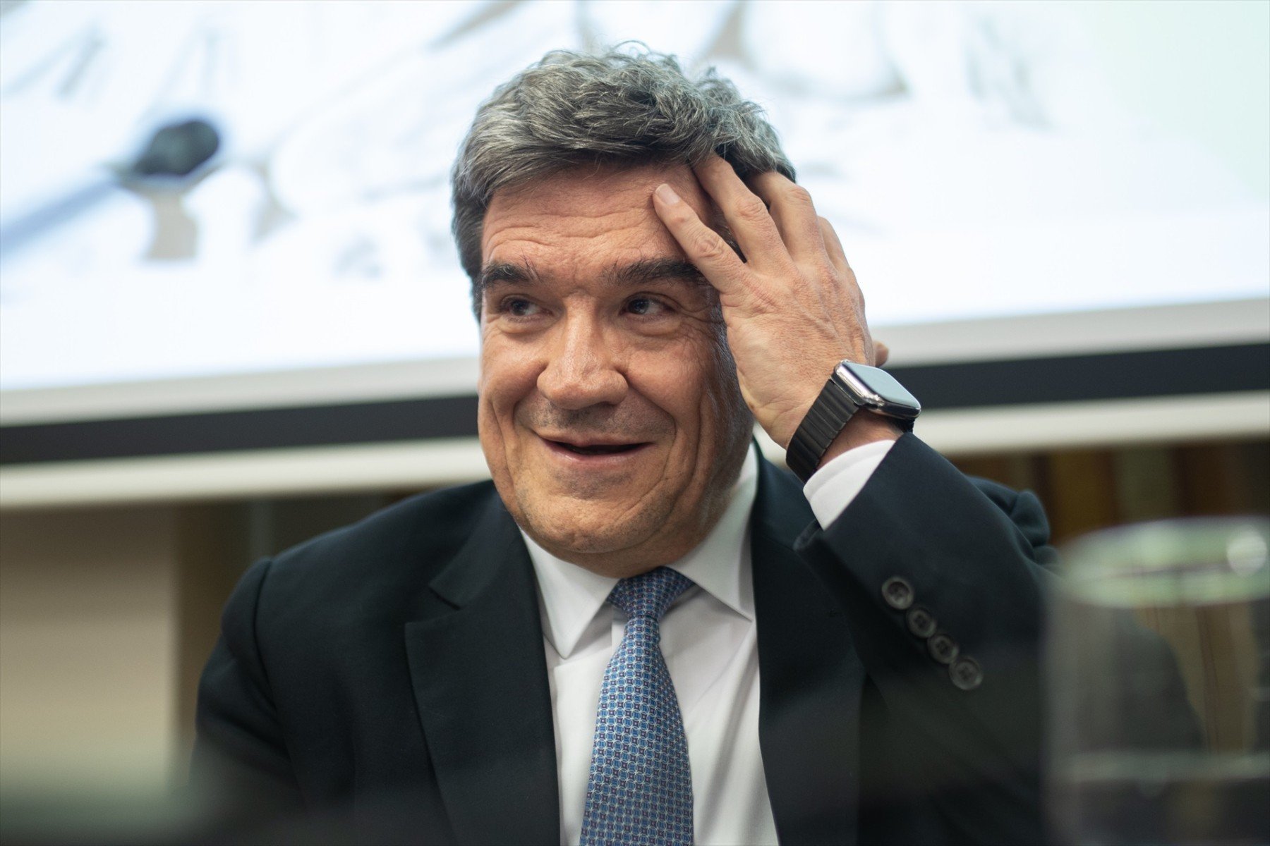 El gobernador del Banco de España, José Luis Escrivá en el Congreso este lunes. (Europa Press)