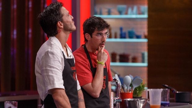 Chema y Emilio en 'MasterChef 13'. (RTVE) 