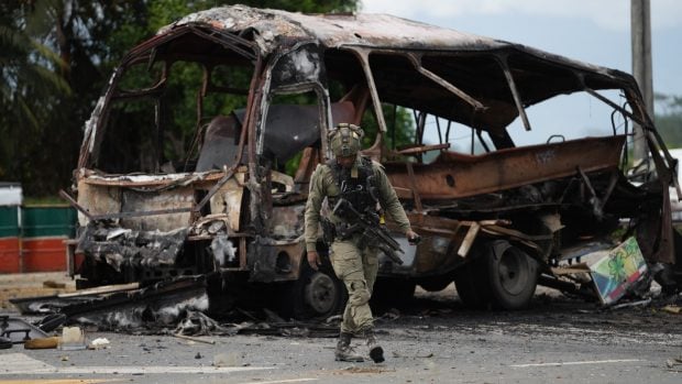 Seis muertos y 36 heridos en tres atentados con explosivos contra comisarías en Cali (Colombia)