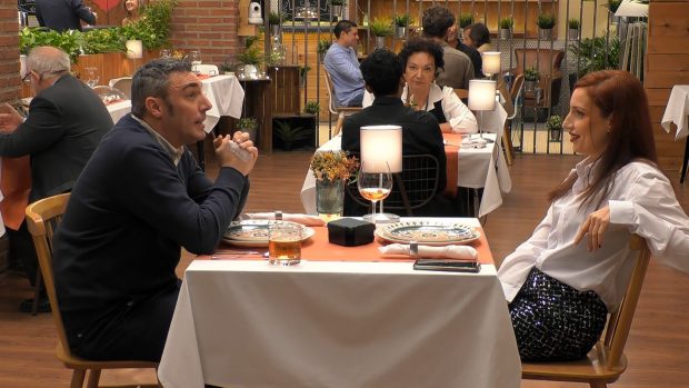 Joaquín y Belén en First Dates. (Mediaset)