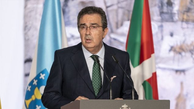 José Arnau, Inditex, Pontegadea, Amancio Ortega,