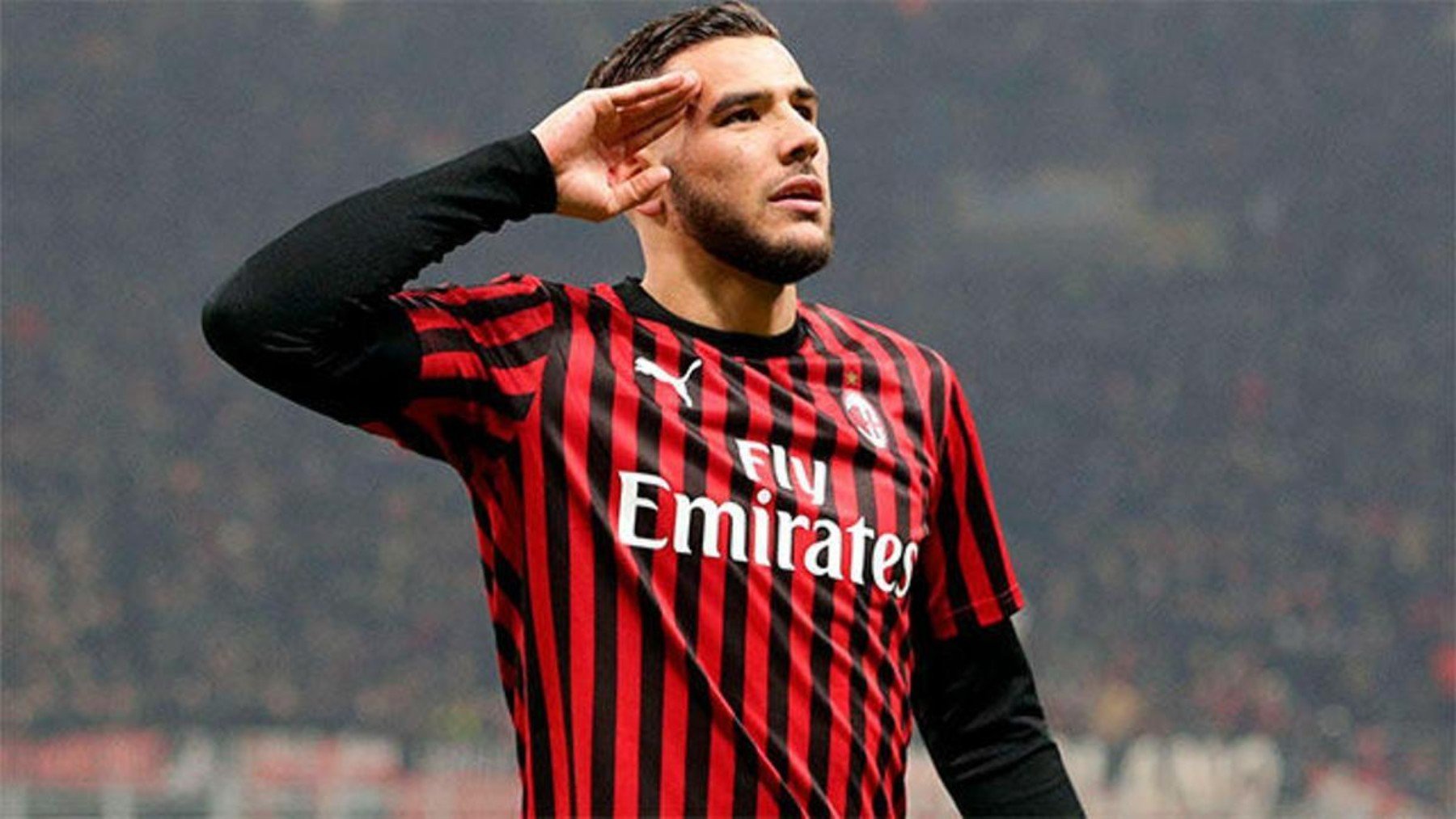 Theo, con el Milan.