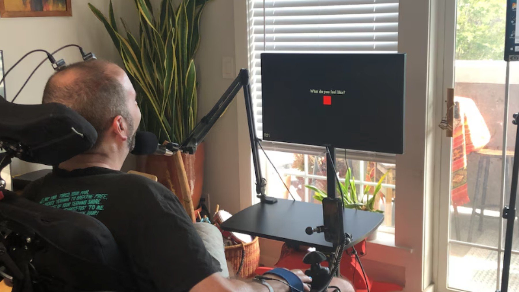 El paciente de ELA beneficiado con la nueva tecnología. (Crédito: UCDavis)