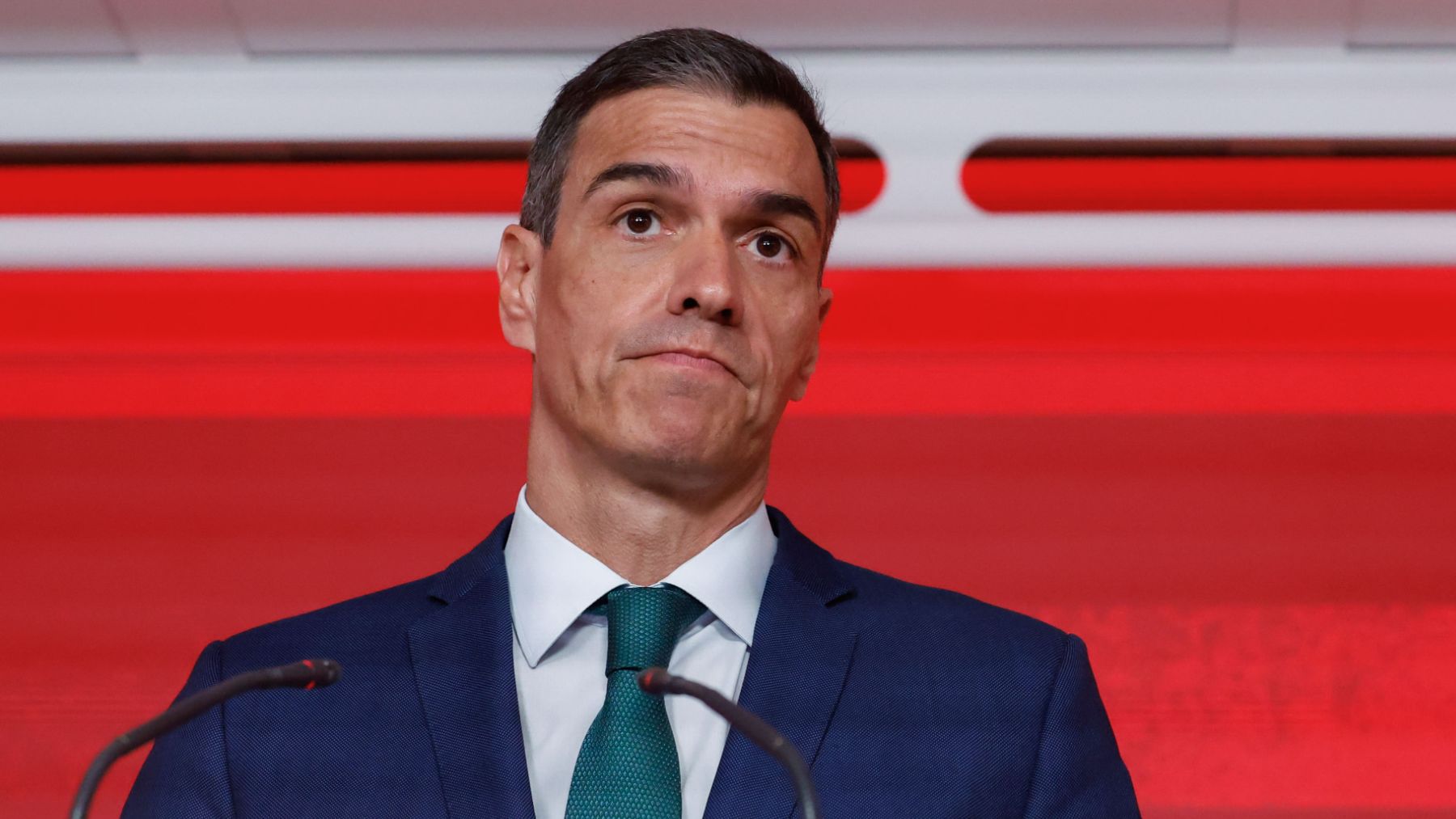 Sánchez se atrinchera para no dar el Gobierno al PP y Vox por la supuesta corrupción de 2 personas