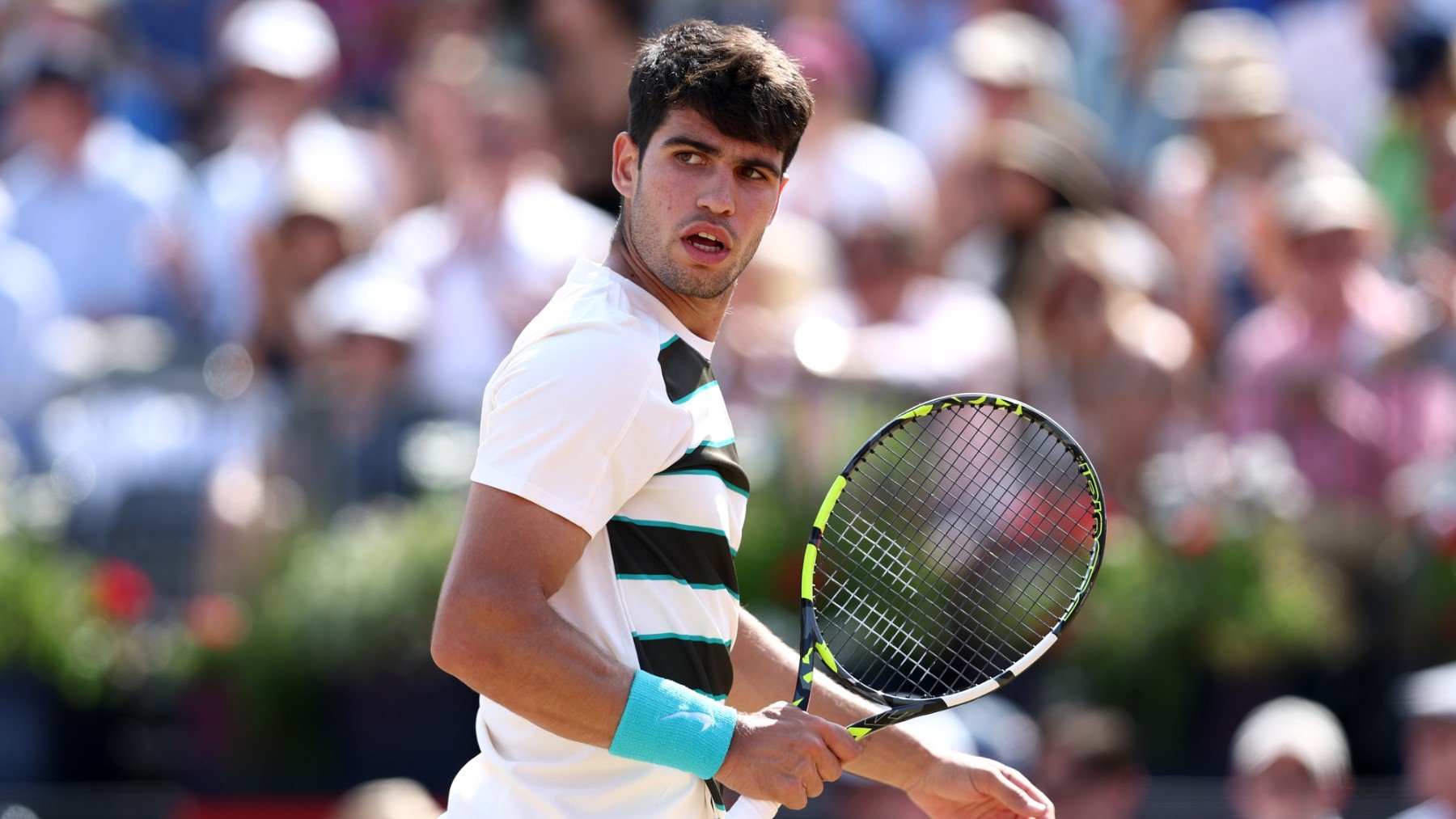 Alcaraz durante su partido en Queen’s contra Walton. (Getty)