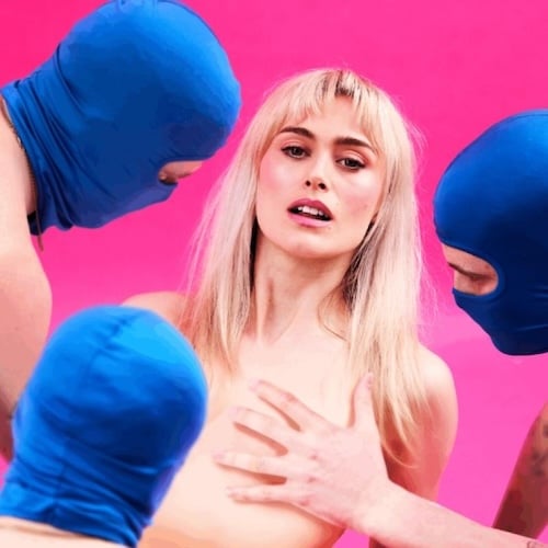 Cartel promocional de la obra de teatro Body Count, basada en la vida de las estrellas de OnlyFans.