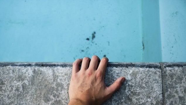 Limpiar la piscina