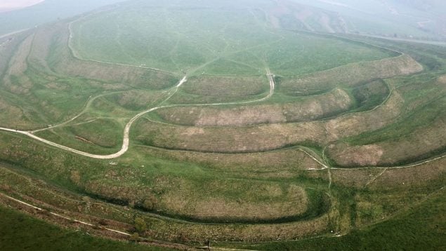 Yacimiento, Inglaterra, descubrimientos