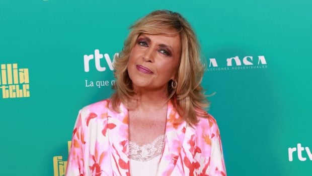 Lydia Lozano en la premier de 'La Familia de la Tele'. (Foto: Gtres)