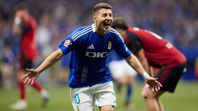 Portillo celebra su gol ante el Mirandés