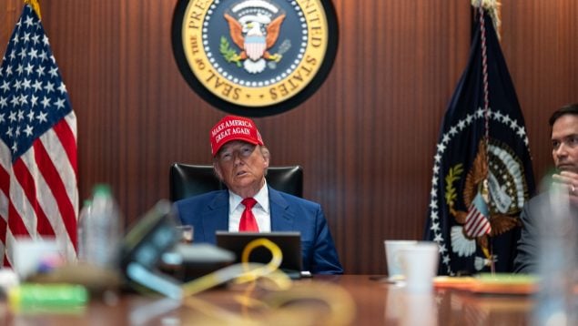El presidente de Estados Unidos, Donald Trump en la salón de estrategia. (Getty Images)