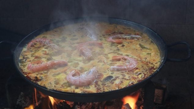 Mejor restaurante del mundo para comer fideuá, mejor fideuá de Valencia, restaurante para comer fideuá barata en Valencia.
