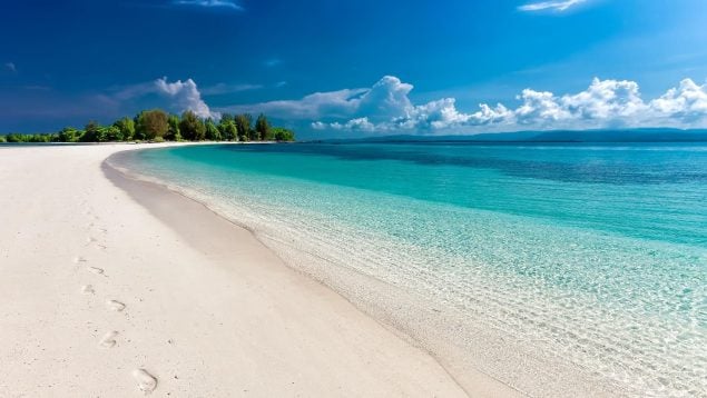 Es la playa más infravalorada de España pero tiene aguas turquesas y parece el Caribe