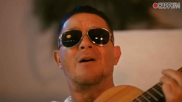 Alejandro Sanz en el videoclip de El vino de tu boca (YouTube).