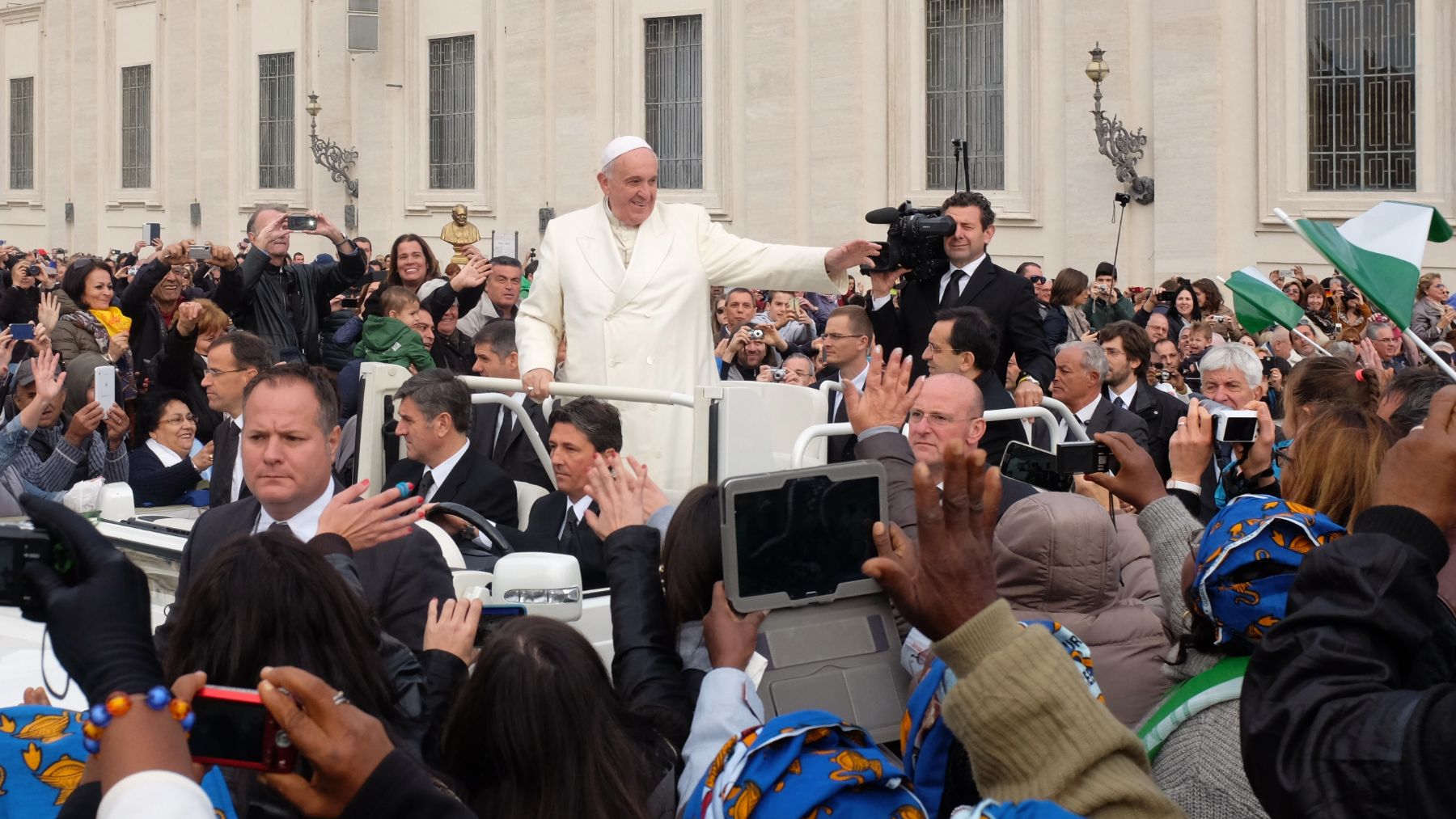 Desvelan un plan del Estado Islámico para atentar contra el papa Francisco en Italia en 2024