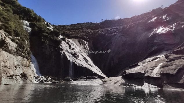 Ríos más espectaculares de España, paisajes más bonitos de España, por qué es famoso el río Jallas, río Jallas y cascada del Ézaro, único río de Europa que desemboca en una cascada está en España.