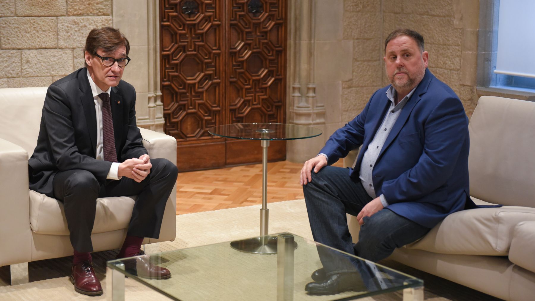 El presidente de la Generalitat, Salvador Illa, y el presidente de ERC, Oriol Junqueras. (Foto: EP)