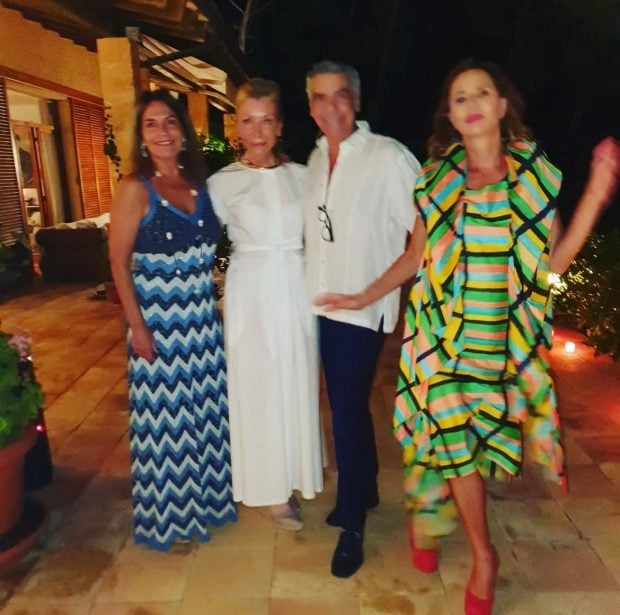 Esteban Mercer junto a Ágatha Ruiz de la Prada (derecha).