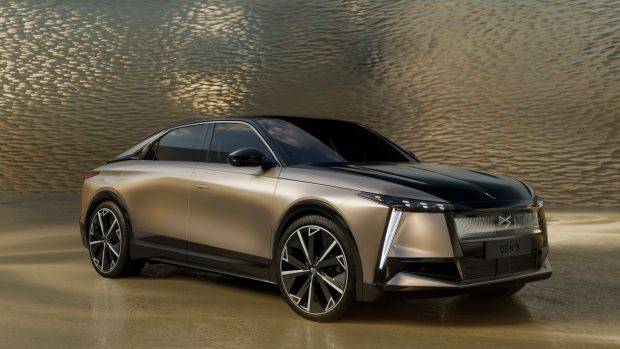 Frontal del DS N°8