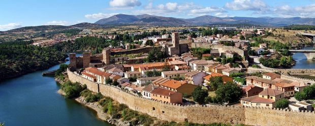 Programa de municipios de Escenas de Verano 2025