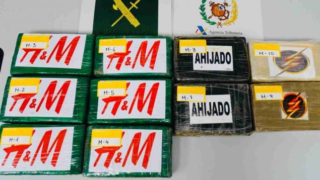 Detenido en el puerto de Ibiza un hombre que llevaba 10 kilos de cocaína en un camión de mercancías