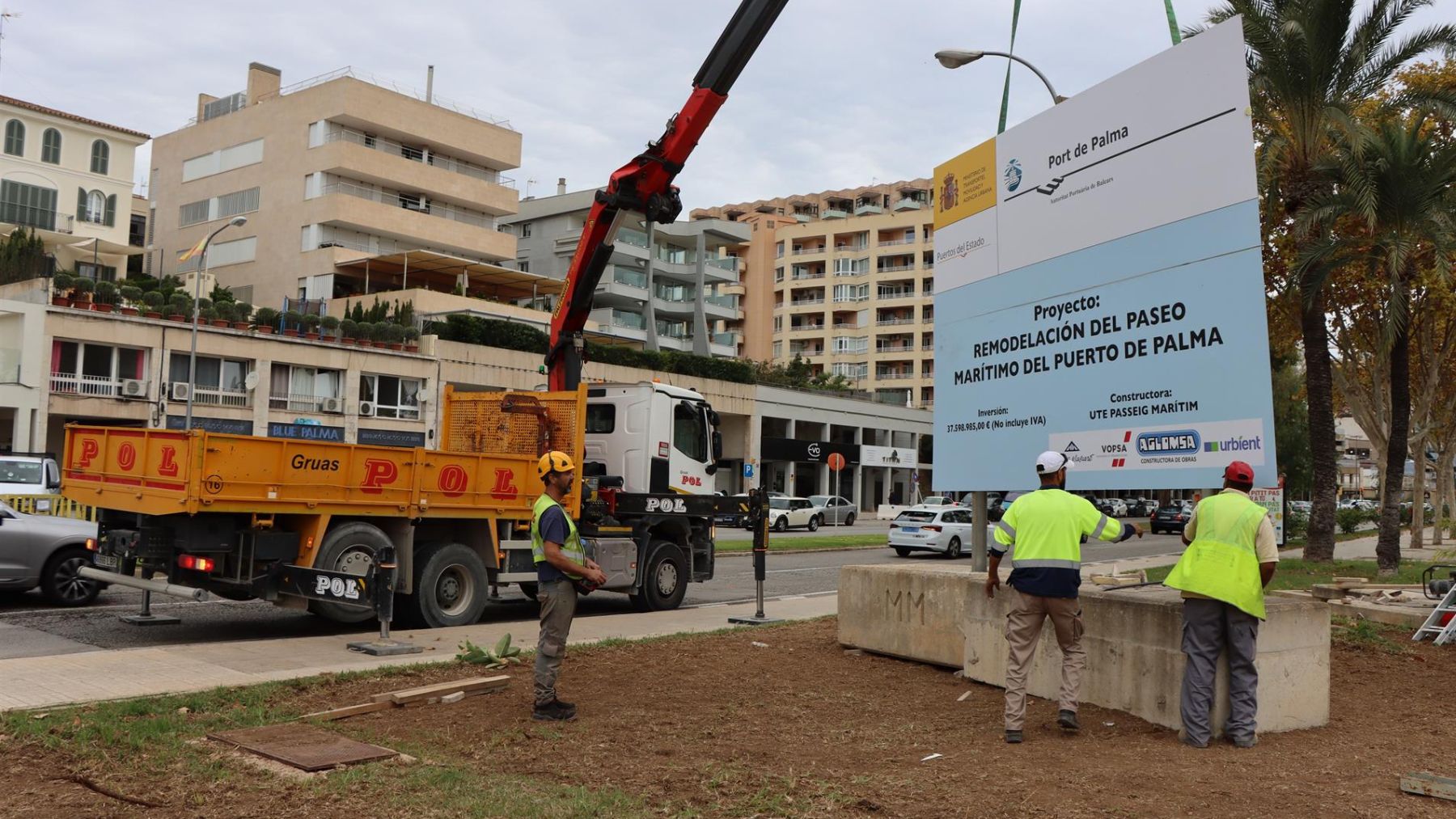 Trabajadores de la obra. (APB)