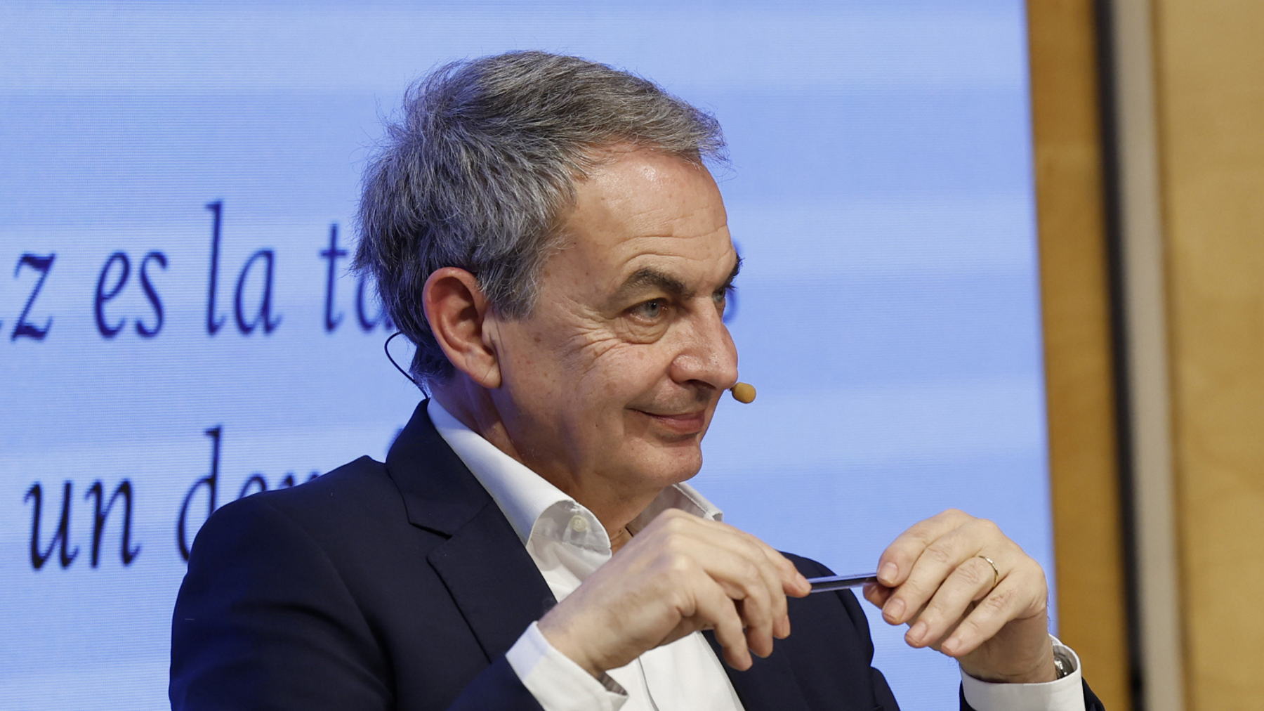 José Luis Rodríguez Zapatero en una presentación. (Foto: Gtres)