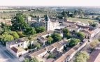 El mejor pueblo cerca de Madrid para hacer turismo, pueblos que visitar si no te gusta la playa, pasar el verano cerca de Madrid, pueblos más bonitos de España, pueblo Nuevo Baztán, mejores pueblos españoles.