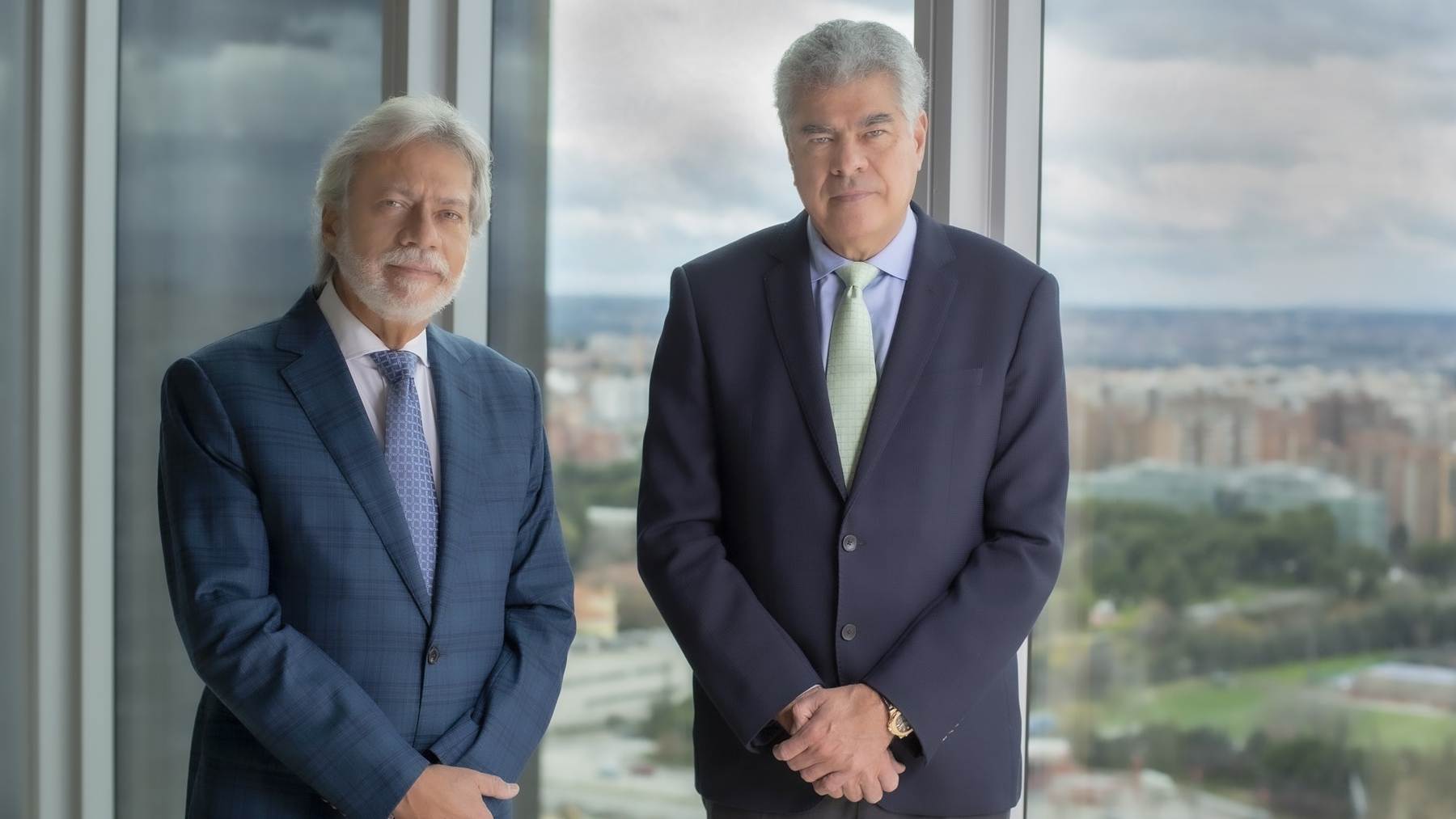 Luis y Mauricio Amodio, presidente y vicepresidente ejecutivos de OHLA.