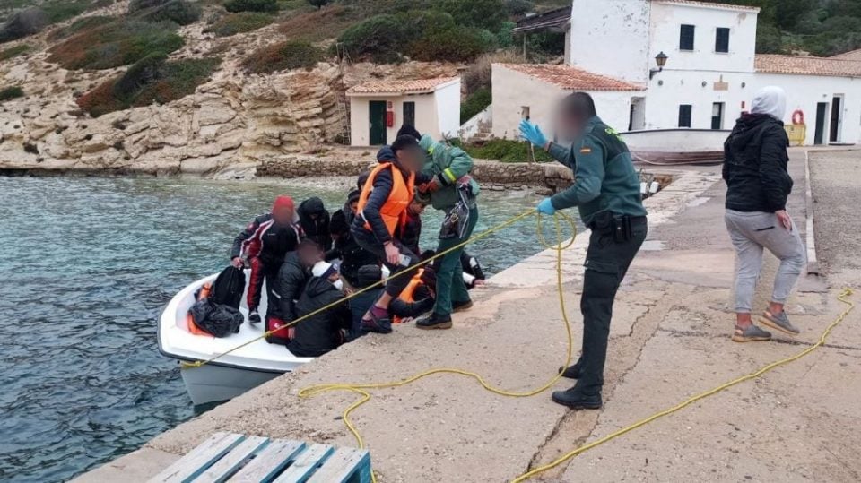 Baleares ya recibe de Argelia una oleada de pateras cada tres días
