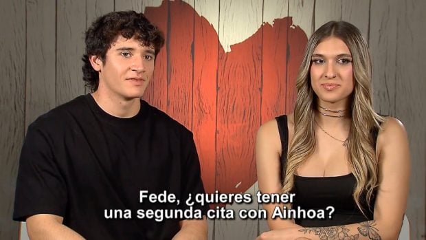 Ainhoa y Federico en la decisión final de 'First Dates'. (Mediaset)