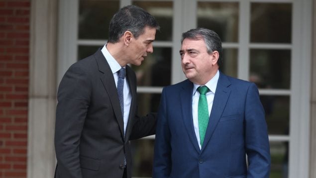 Pedro Sánchez, Aitor Esteban
