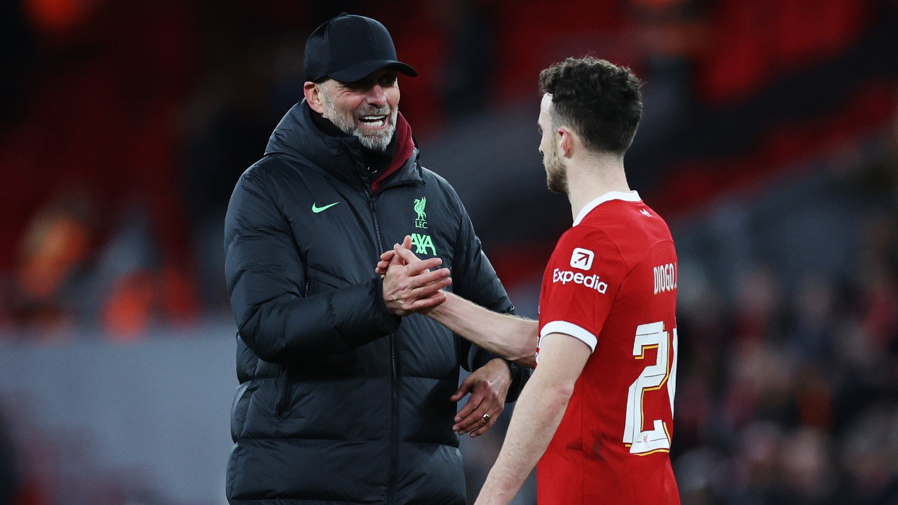 Klopp junto a Jota. (Getty)