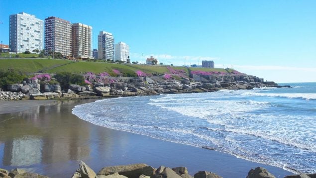 Emigrar a Mar de Plata desde España, por qué emigrar a Argentina para vivir en la playa, mejores destinos turísticos para vivir en la playa, ciudades del mundo parecidas a Valencia, por qué emigrar a Argentina si eres español.