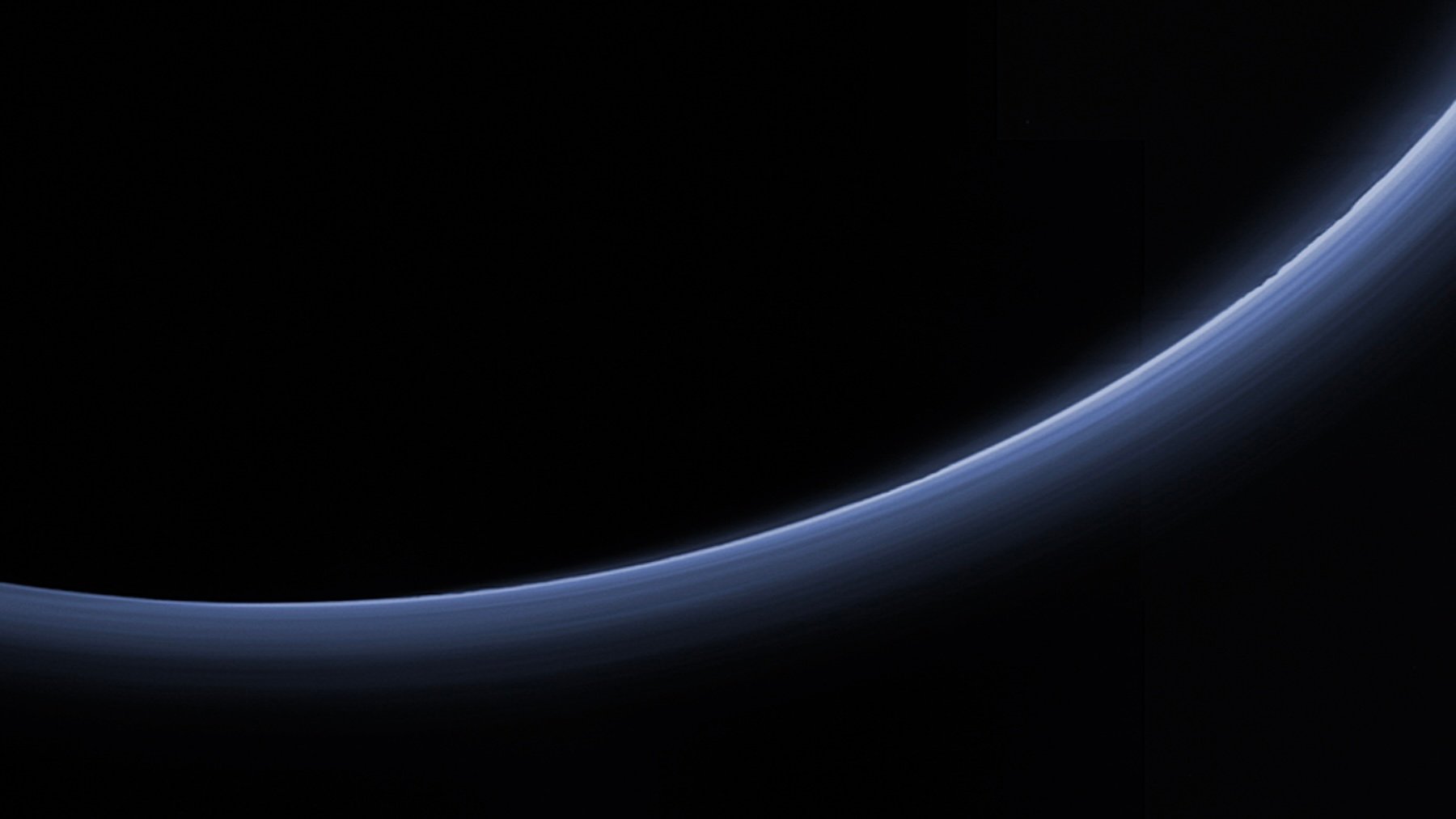 La neblina azul de Plutón. Imagen: NASA/JHUAPL/SwRI.