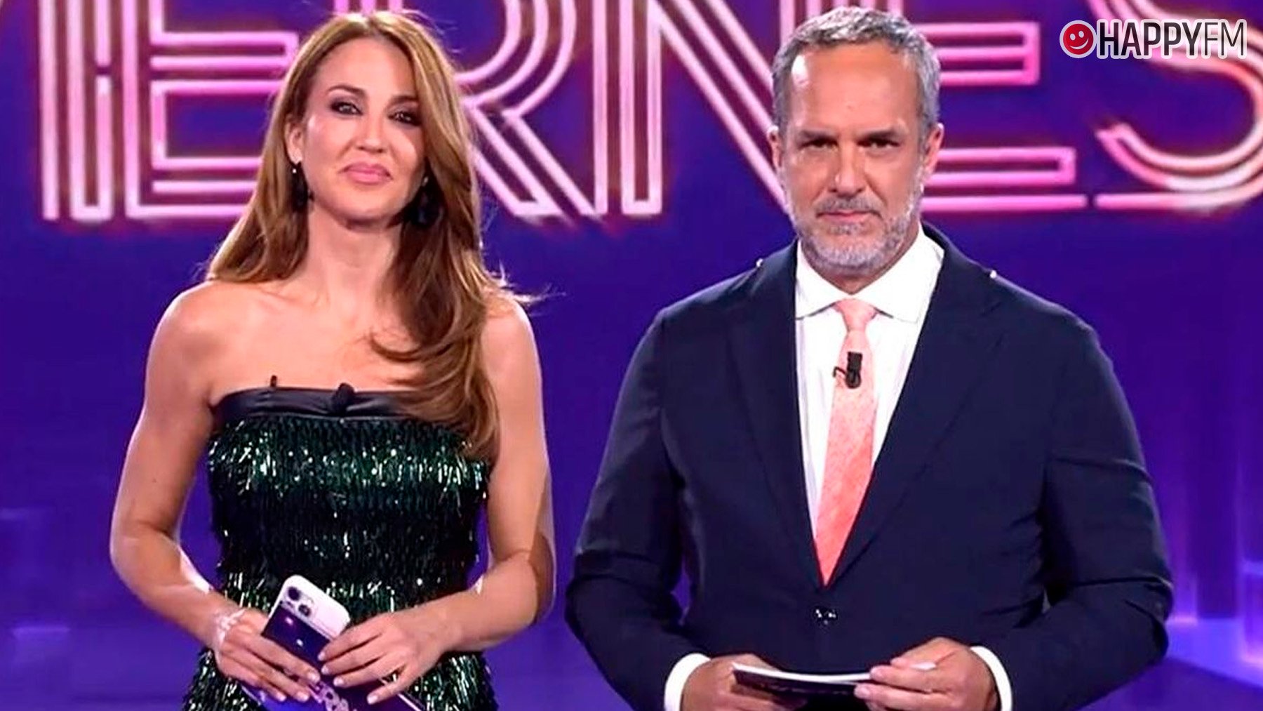 Bea Archidona y Santi Acosta en De Viernes. (Mediaset)