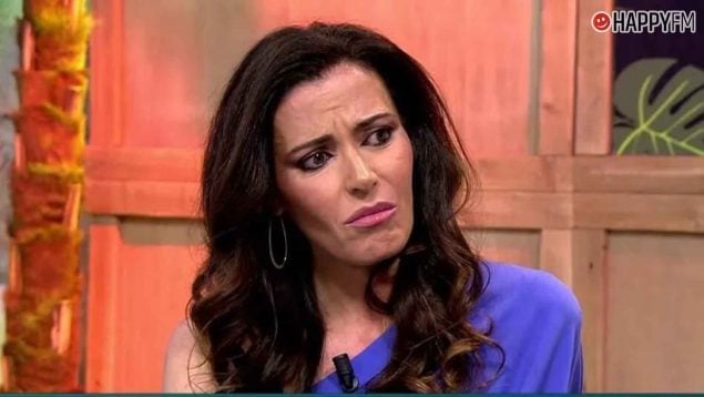 Eugenia Santana durante su entrevista en Viernes Deluxe (Mediaset).