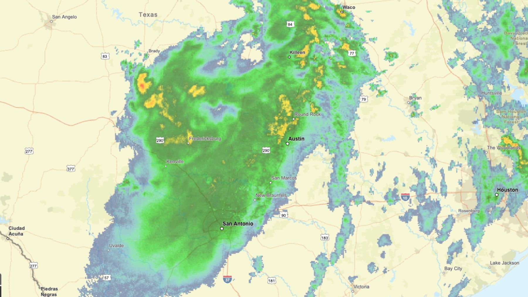Imagen del satélite de las tormentas sobre Texas. (NWS)