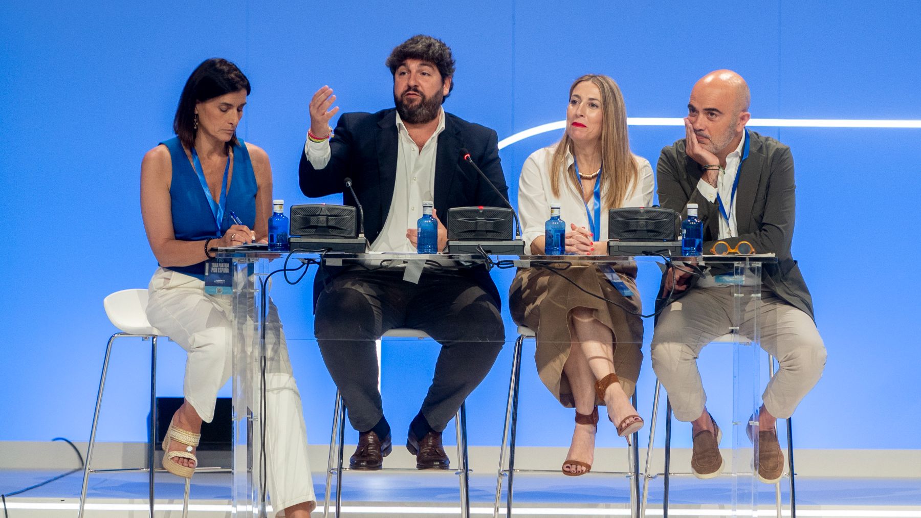 Gema Igual, Fernando López Miras, María Guardiola y Daniel Sirera. (EP)