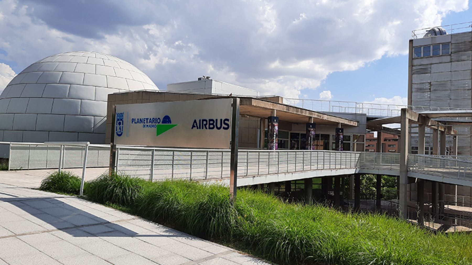 Exterior del Planetario de Madrid. (Foto: planetamad.es)