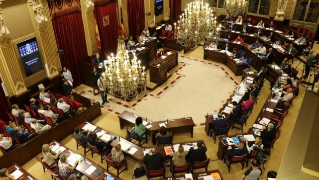 Vox y PP pactan nuevas deducciones en el IRPF para autónomos y familias numerosas de Baleares