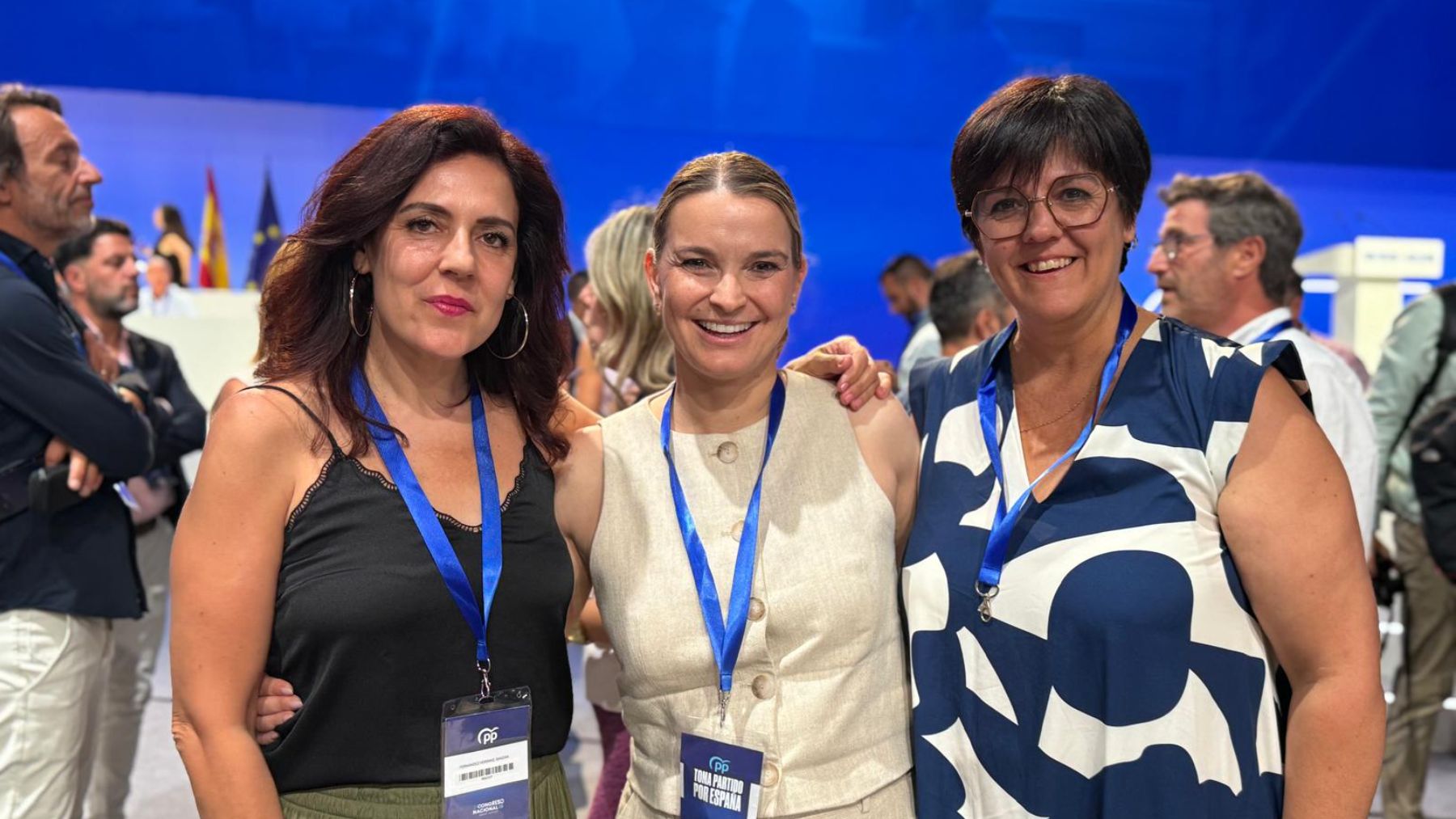 Sandra Fernández, Marga Prohens y Joana Maria Pons.