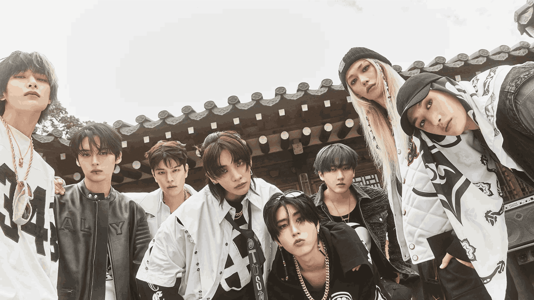 Stray Kids