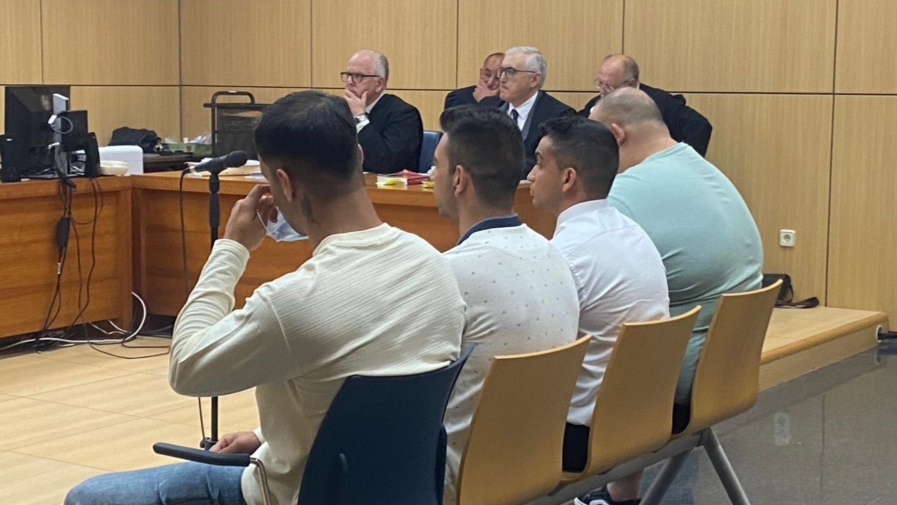 Los cuatro acusados durante el juicio. (EUROPA PRESS).