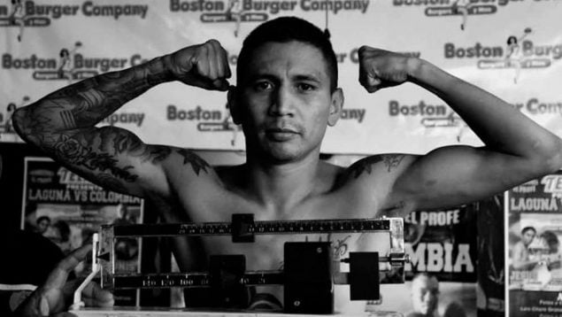 Luto por el boxeador Tony Rodríguez.