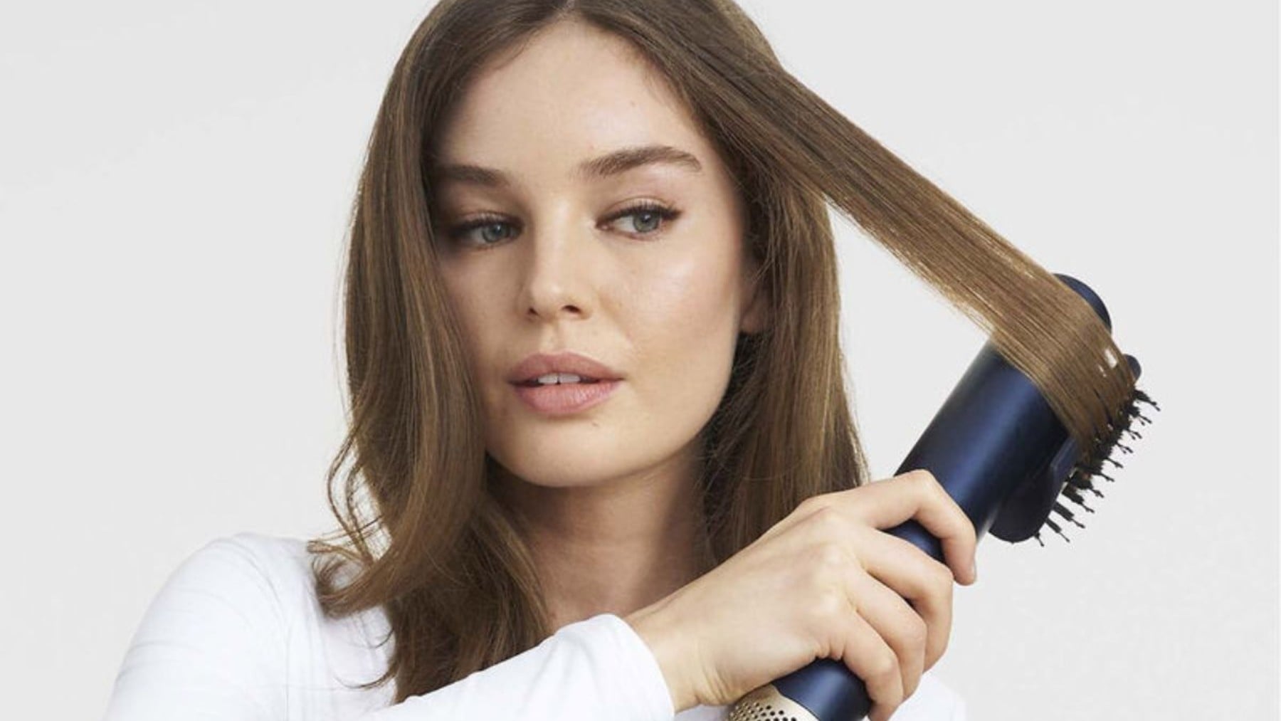 Analizamos tecnología iónica, efecto Coanda y las marcas top para un peinado profesional en casa