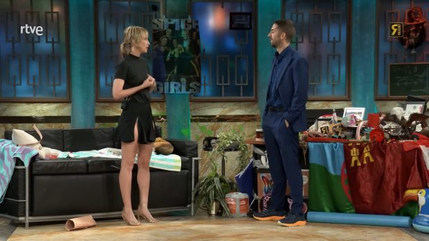 Ingrid García-Jonsson y David Broncano en La Revuelta. (RTVE)